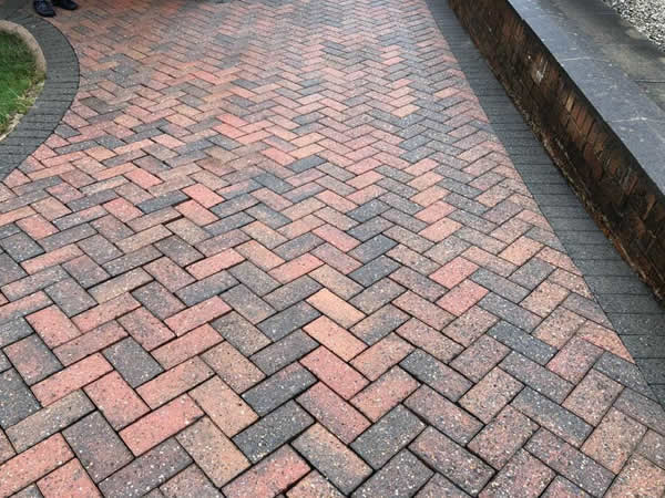 block paving cleaning bolton