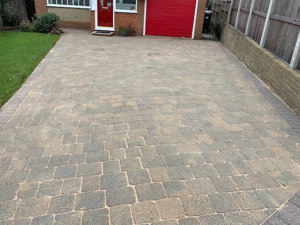 block paving cleaned bolton