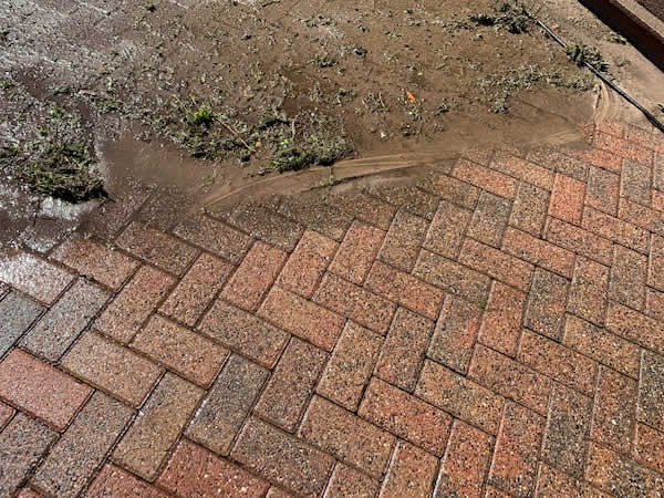 block paving cleaning bolton